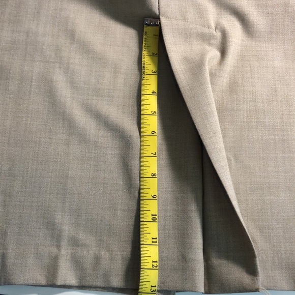 BODY by Victoria complete suit skirt and blazer - Picture 11 of 11